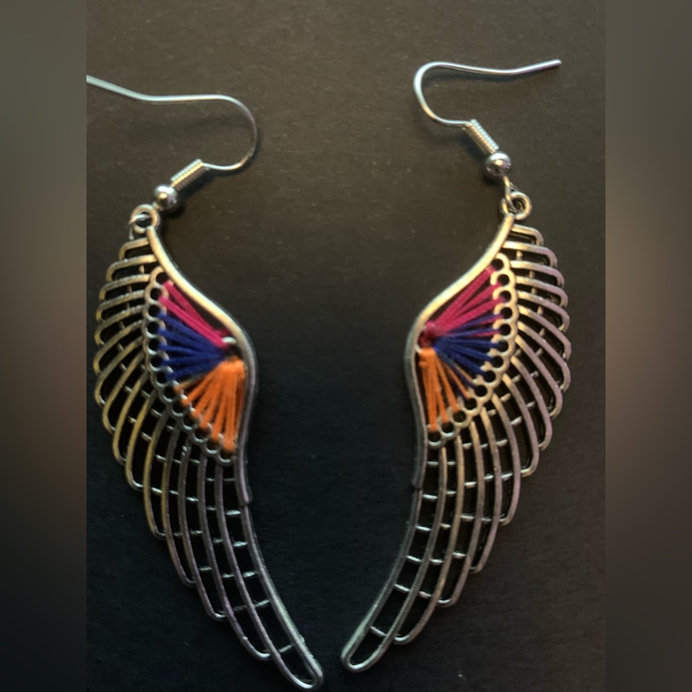 Angel wings Earrings - Picture 2 of 2